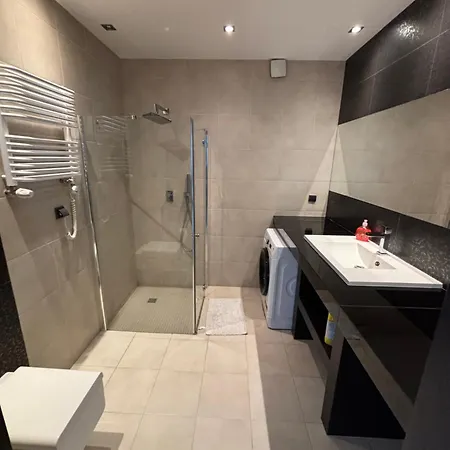 Apartment Pomorska 49b Dla 2-8 Os Z Tarasem *