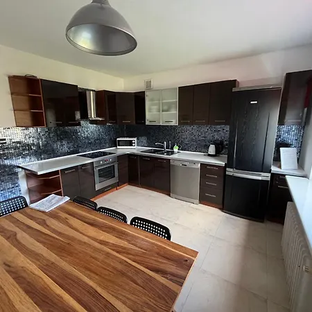 Pomorska 49b Dla 2-8 Os Z Tarasem Apartment